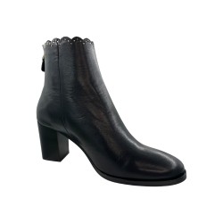 GISELLE MAISON TOUFET